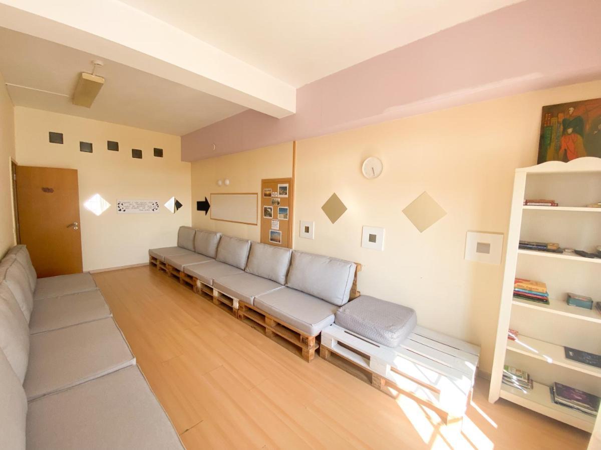 Garden Hostel Aradas Εξωτερικό φωτογραφία